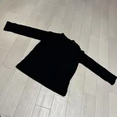 ブラック長袖Tシャツ 肩ボタン付き