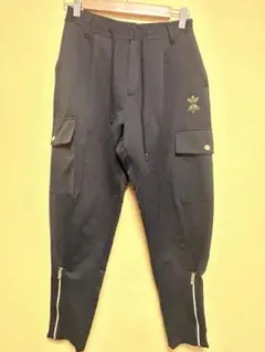 adidasカーゴパンツ　サイズS 金色系
