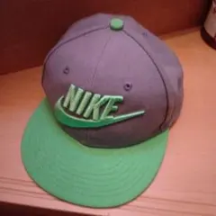 Item thumbnail for item a9f9dece-7d06-45ed-8111-d4d2a897c29f