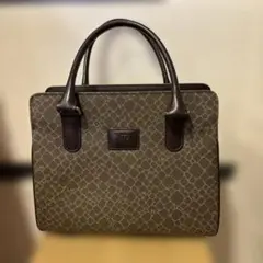 Item thumbnail for item 98dbf786-2c29-4864-89df-272fa24b2720