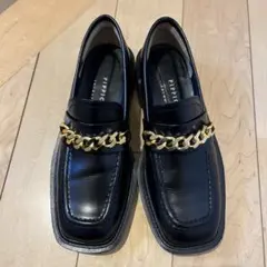 PIPPICHIC チェーン付きブラックローファー