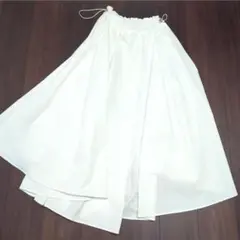 ETRE TOKYO ホワイト ロングスカートのサムネイル