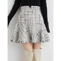 lily brown リリーブラウン　フリンジツイードスカート　白　ホワイト