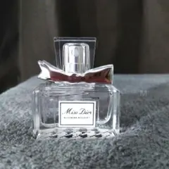 Dior Miss Dior ブルーミングブーケ 香水セット5ml - メルカリ