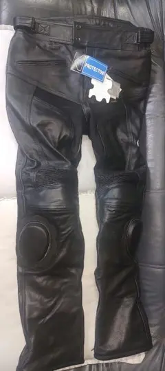 美品 Clooney クルーニー カウハイドレザーパンツ バンクセンサー P07