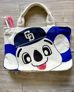 ドアラトートバッグ