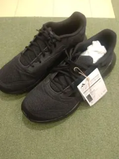 新品adidas RESPONSE RUNNER U JR8058 26.5cm - メルカリ