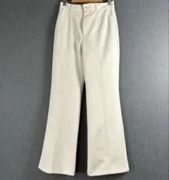 COLZA アイボリー フレアパンツ センタープレス 伸縮性あり Lサイズ