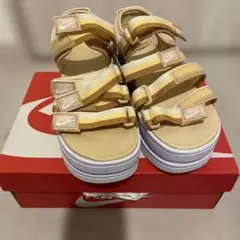 新品NIKE ICON CLASSIC SANDALナイキ サンダル23.5cmのサムネイル