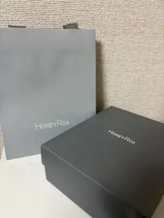 HONEYROAギフト（ヘアミルク、パック、タオルハンカチ）のサムネイル