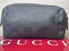 【新品未使用】GUCCI GGキャンバス ポーチ ブラック　イタリア製のサムネイル