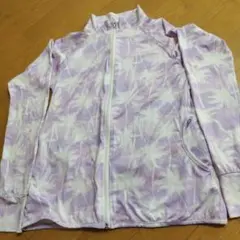 ラッシュガード