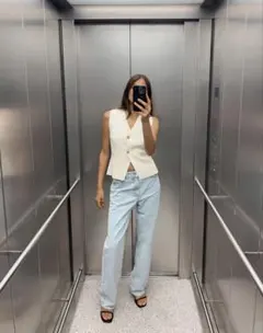 ZARA ゴールドボタン ニット ベストトップス