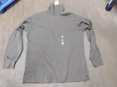 【新品タグ付】ユニクロ ソフトタッチタートルネックT（長袖） L ブラウン