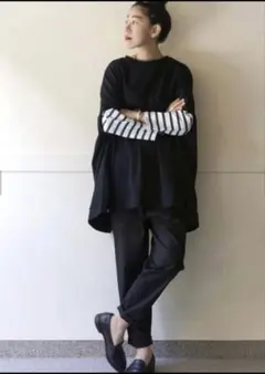 ジャーナルスタンダードラックス　バフストレッチイージーサルエルパンツ　ブラック