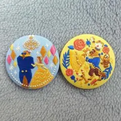 Disney Characters 刺繍缶バッジ 美女と野獣
