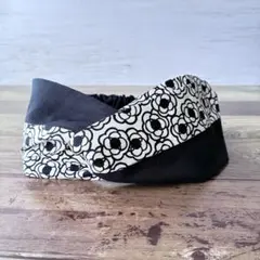 Item thumbnail for item b8c0d9f8-3f43-4853-8675-6b12eaa3da07