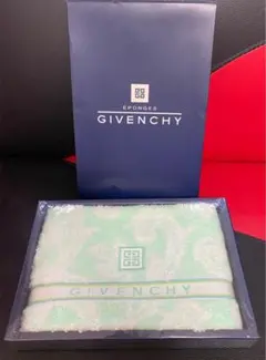 GIVENCHY ジバンシイ　フェイスタオル