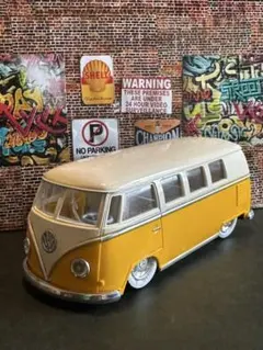 ワーゲンバス　タイプII 1/32 キンスマートのサムネイル