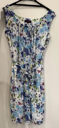 【美品】YUKI TORII インターナショナル花柄 ワンピース38のサムネイル