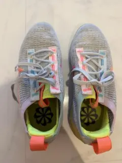 NIKE レディースメッシュスニーカー グレー/マルチカラー