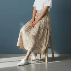 美品 アトリエシックス ウォッシャブル 花柄 ロングスカート フレア オレンジのサムネイル