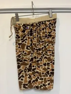 チャンピオン　迷彩　ハーフパンツ