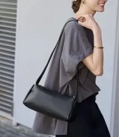 PELLETTERIA MARANT trapezoid shoulderbagのサムネイル
