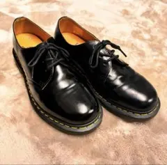 Dr.Martens ドクターマーチン3ホールUK8 (JP27)「1461」