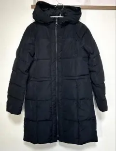 ブラックダウンジャケット フード付き