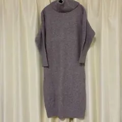 UNIQLOのタートルネックニットワンピ