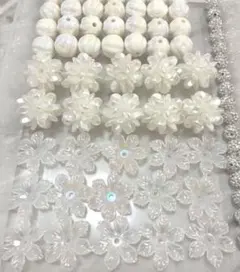 新品 送料込み 60点 処分 ビーズ大量まとめ売り ♡素敵な白でハンドメイド♡