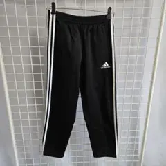 adidas ブラック トラックパンツ ジャージパンツ　サイズ140