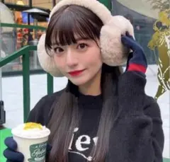 ベージュ　ファーイヤーマフ フリーサイズ