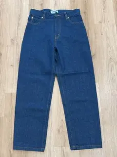 【新品未使用】SERGE ブルー ストレートデニムのサムネイル