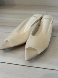 Item thumbnail for item 370f3381-f8d7-43c5-8a4b-ee1acd8d1a88