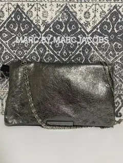 【良品】マークバイマークジェイコブス レザー ショルダーバッグ シルバーのサムネイル