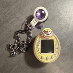 レアカラー】たまごっちピース ピンクイエロー たまデコピアス付