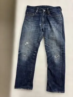 ダメージジーンズ　色落ち良