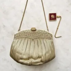 Item thumbnail for item 1968d0a2-c650-49a5-a30a-462e8071c95c