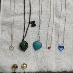 ユニークデザイン ネックレスとイヤリングセット