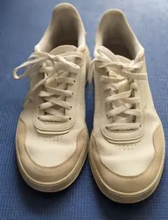 アディダスホワイト スエード レザー スニーカー