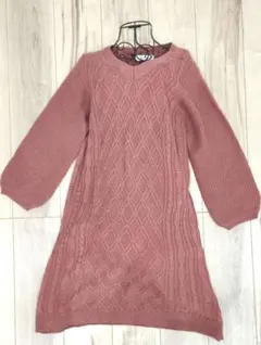 Couture Brooch　長袖　ニットワンピース　ピンク　Vネック