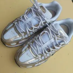 NIKEスニーカー　Ｐ-6000　24.5cm