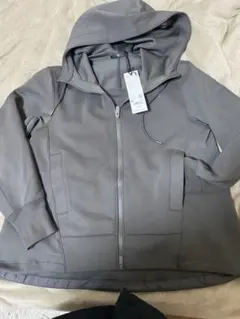 UNIQLO グレー フーディージャケット Mサイズ ¥4,990