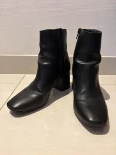 GU ファインフィットスクエアトゥヒール ブーツ 黒 ショートブーツ ジーユー