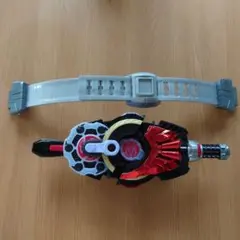 【訳あり】仮面ライダーギーツ DXデザイアドライバー　変身ベルト