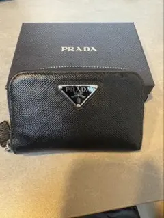 PRADAミニ財布