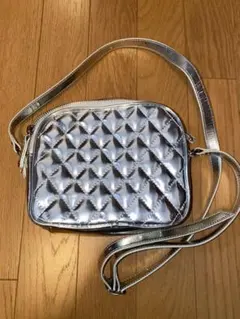 ショルダーバッグ