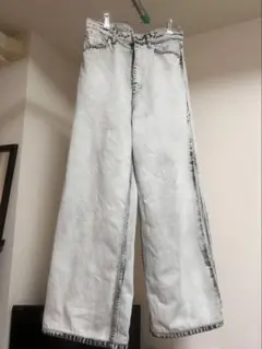 JOHN LAWRENCE SULLIVAN BLEACHED DENIM